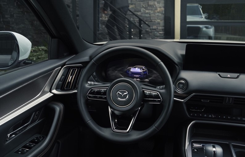 Mazda-CX-90-PHEV-Steering-Wheel
