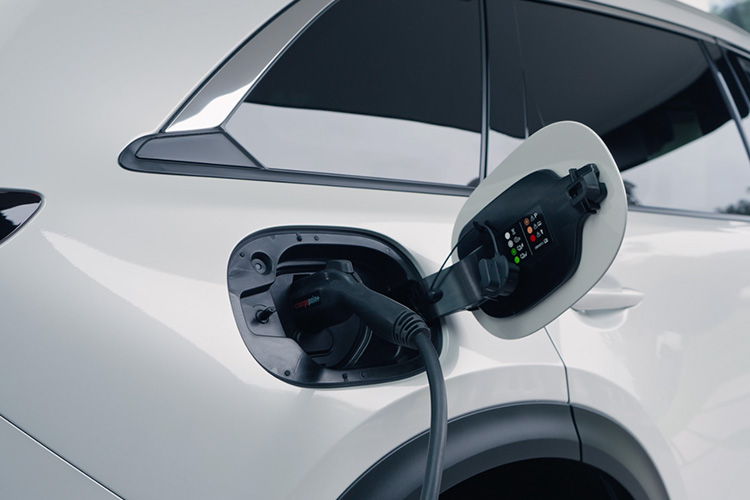 The Future of EV Charging – Mazda CX-90 PHEV