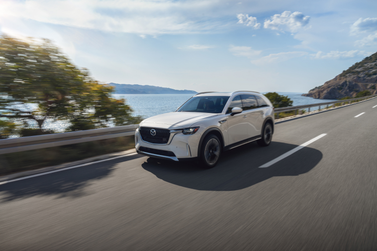 Benefits of Hybrid Vehicles – Mazda CX-90 PHEV