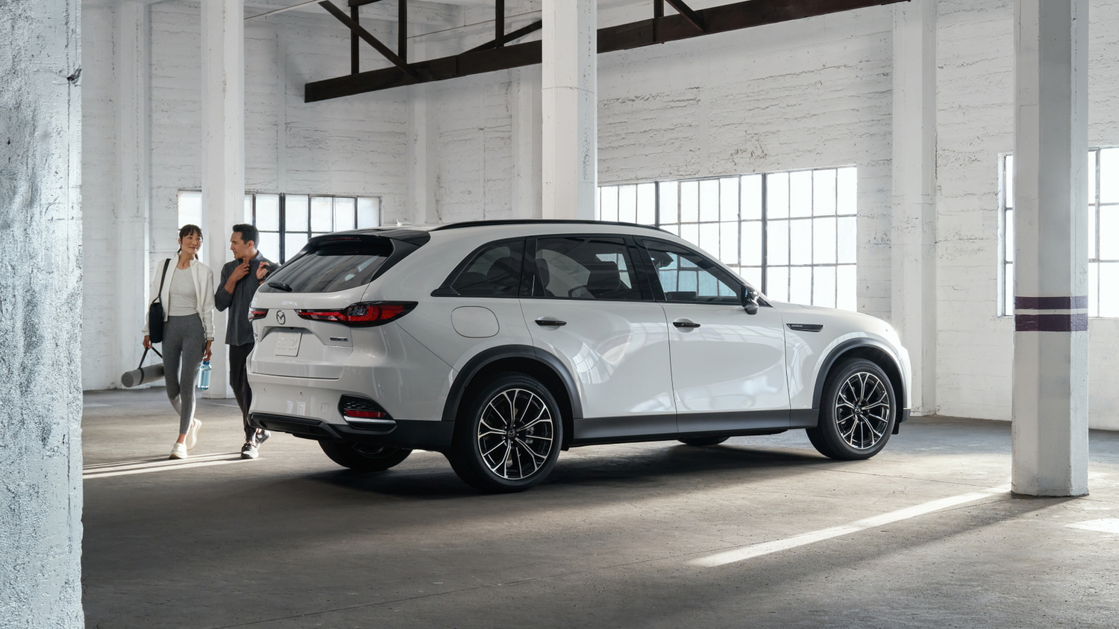 Mazda CX-70 PHEV – Cargo Capacity