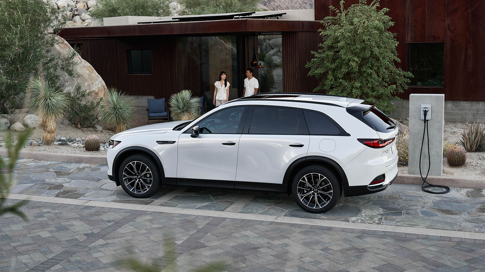 Mazda CX-70 PHEV – Find Chargers with MyMazda App