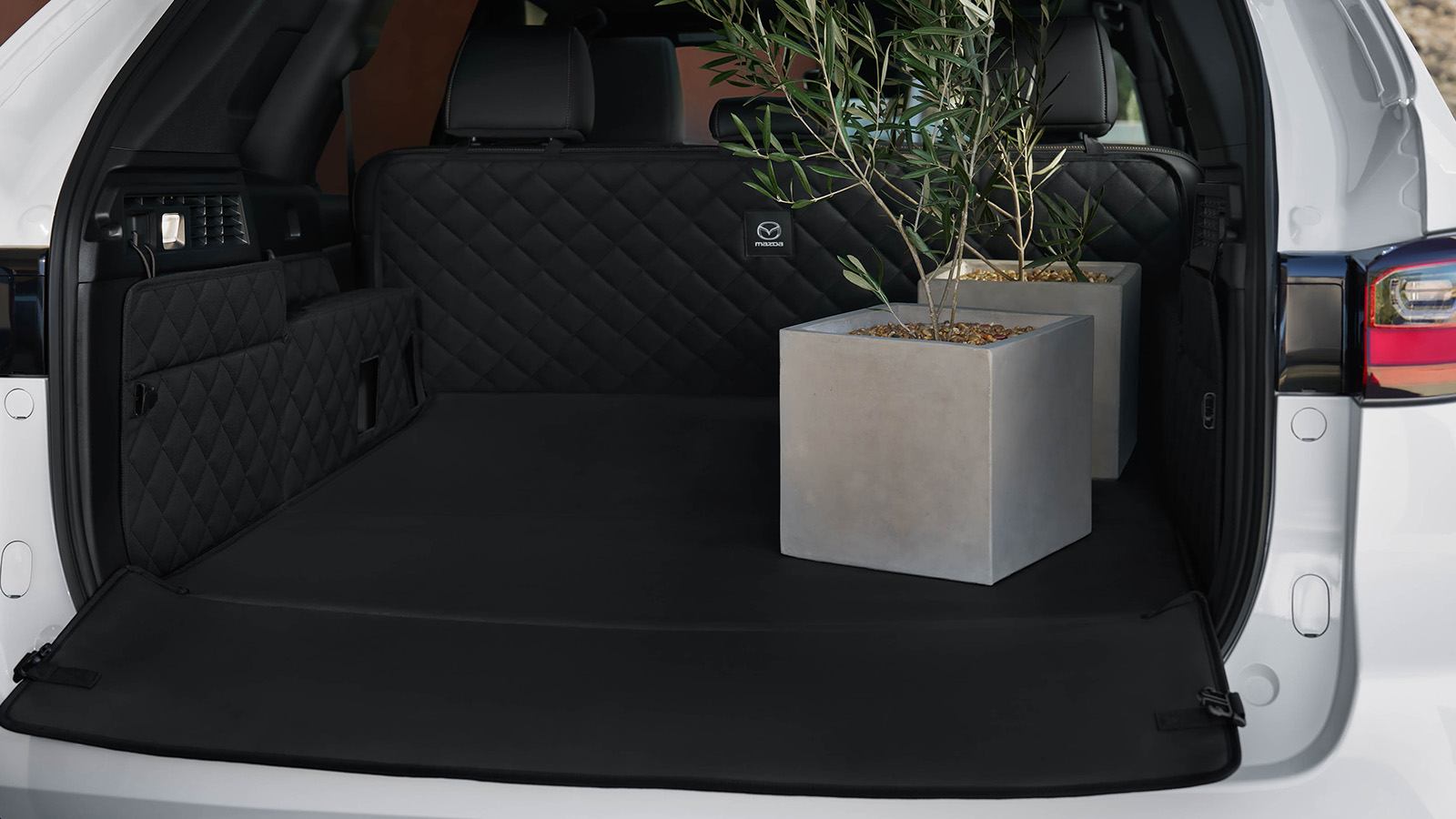 Mazda CX-70 PHEV – Cargo Space