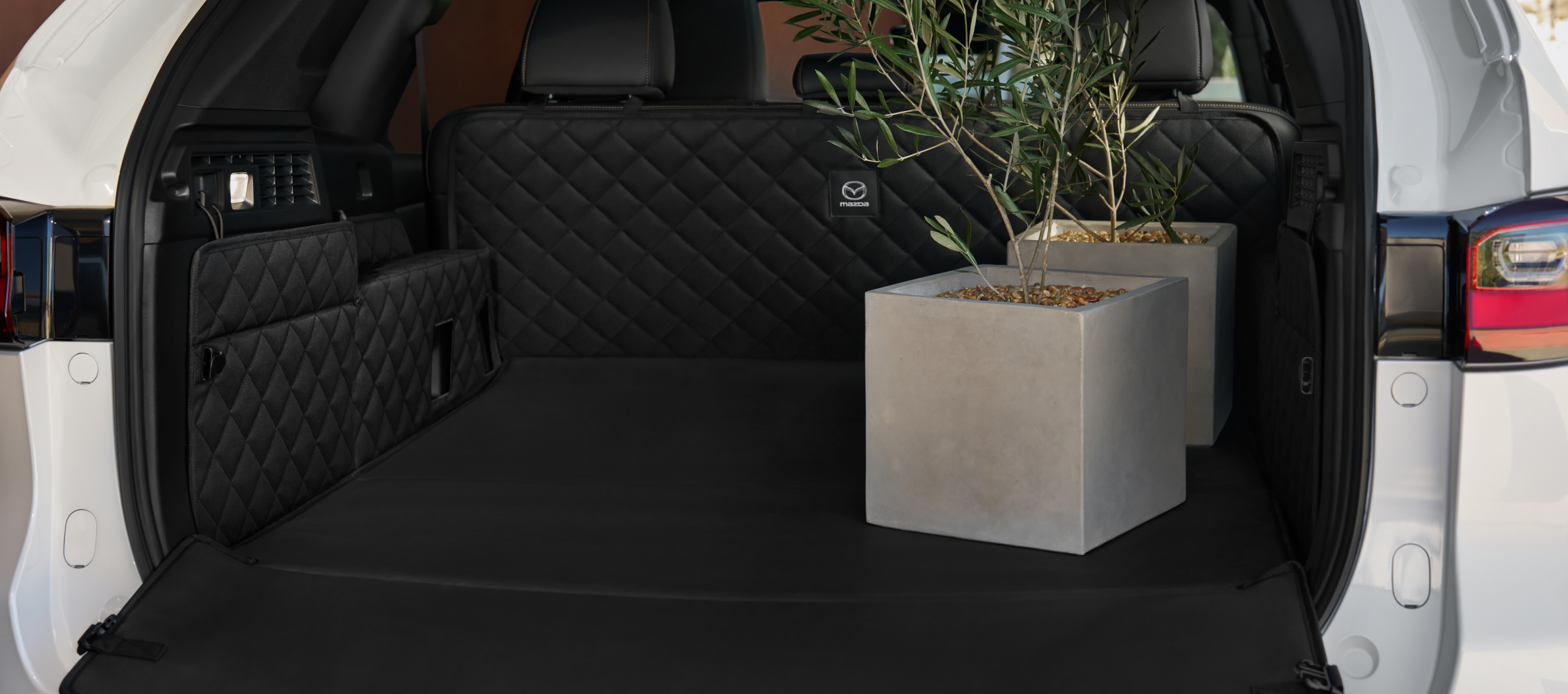 Mazda CX-70 PHEV Accessories – Padded Cargo Liner