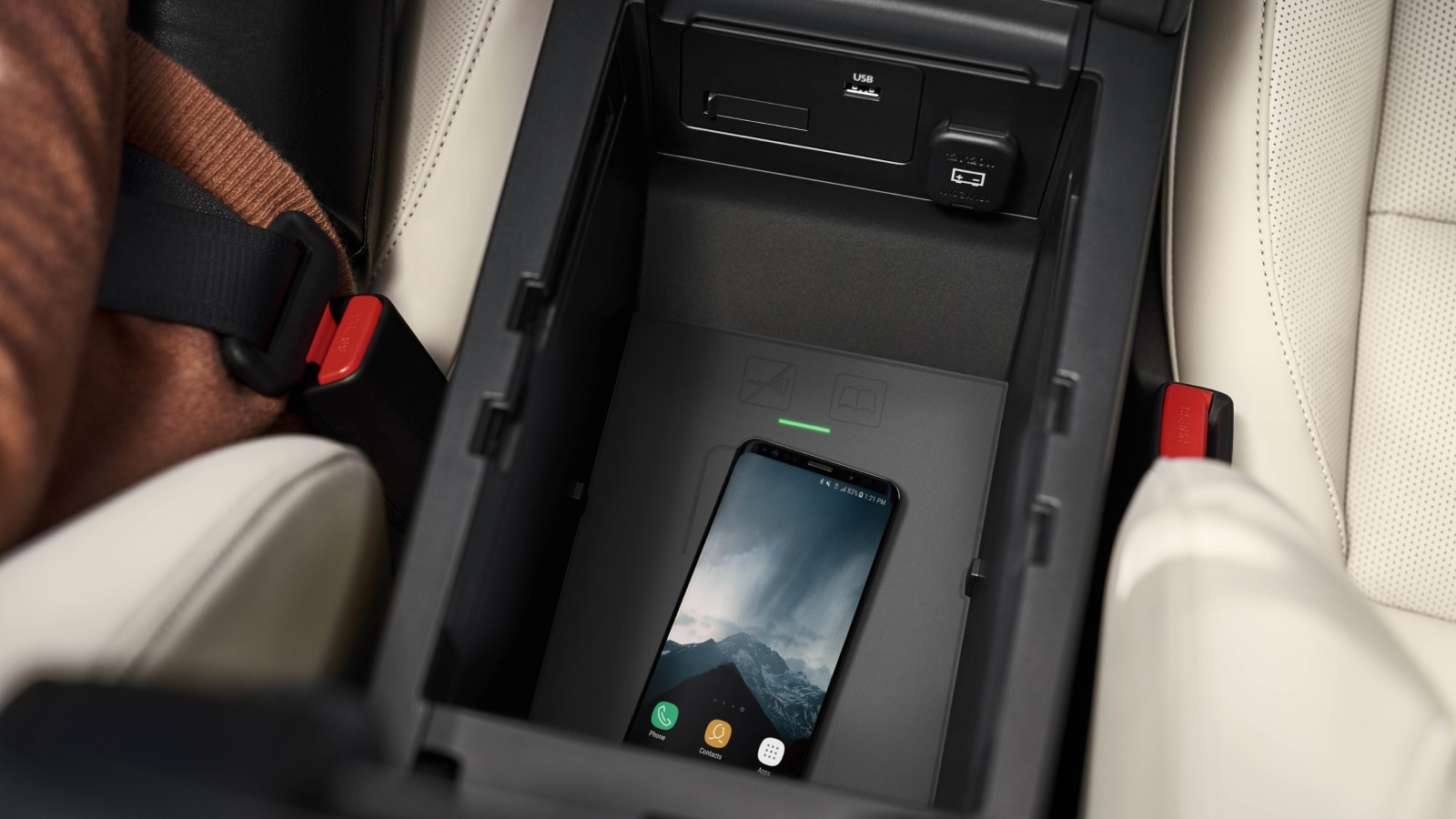 2025 Mazda 3 Sedan – Available Wireless Charging