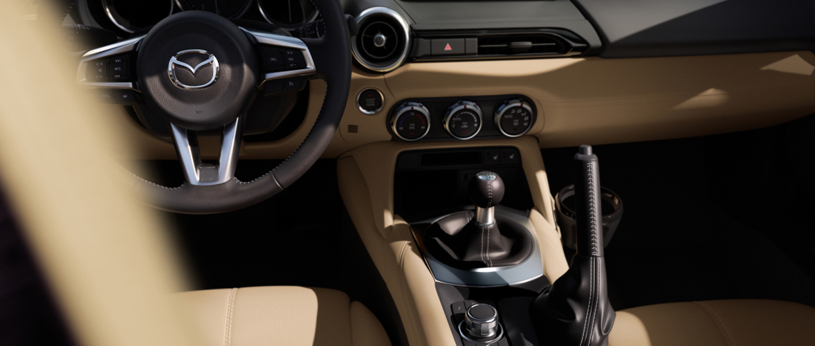 2025 Mazda MX-5 Miata RF Convertible – Tan Nappa Leather Seats