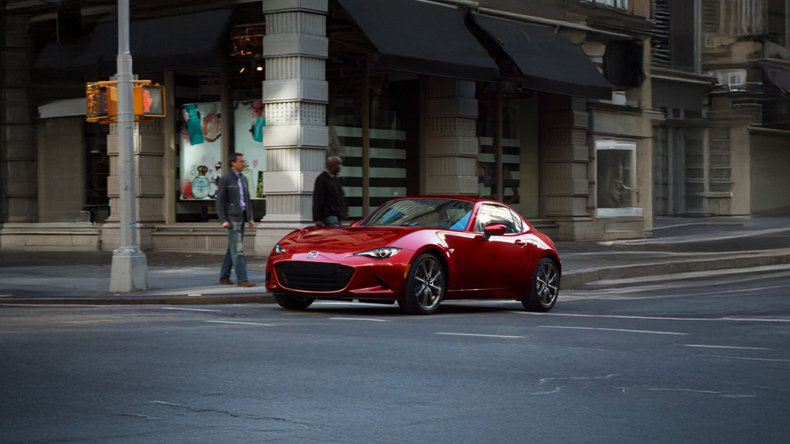 2025 Mazda MX-5 Miata RF – Ideal Power-to-Weight Ratio