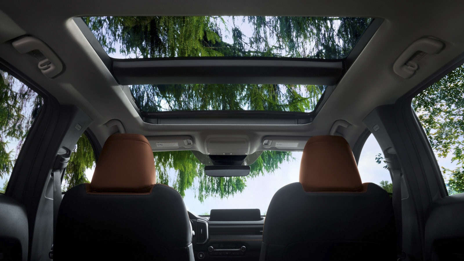 2026 Mazda CX-50 – Panoramic Moonroof