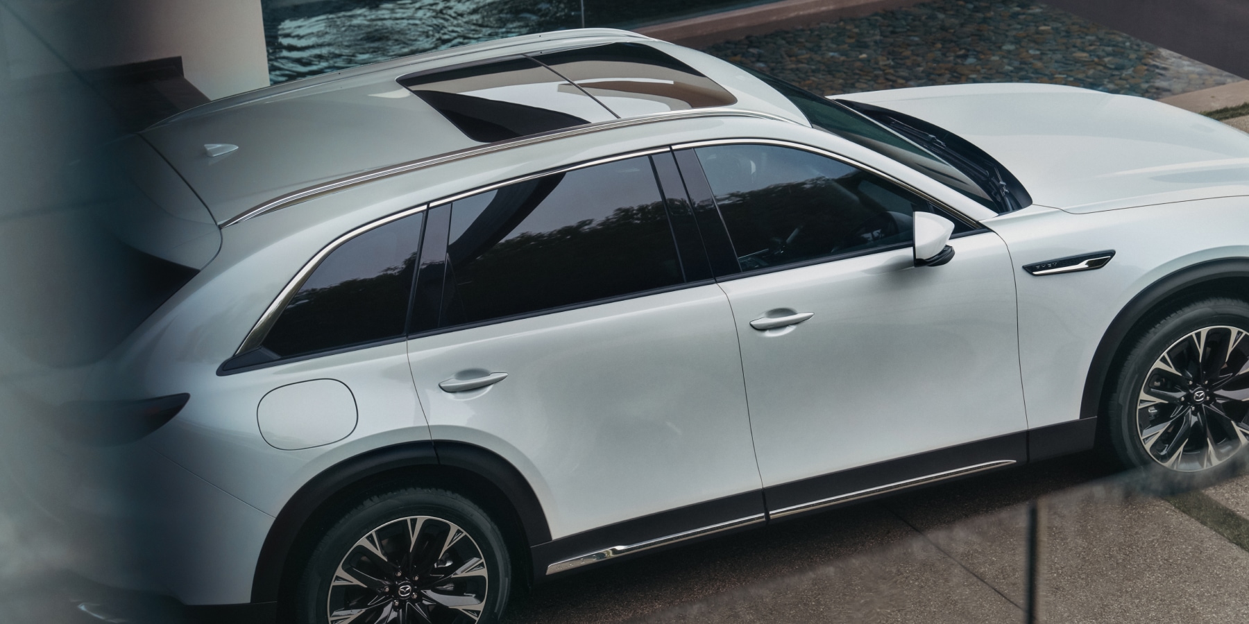 2026 Mazda CX-90 PHEV – Panoramic Moonroof