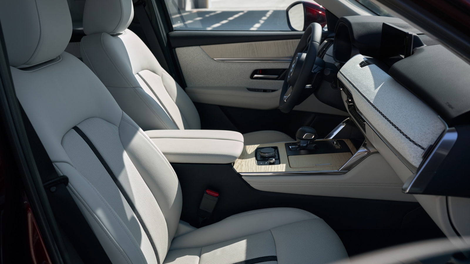2026 Mazda CX-90 PHEV – Interior Space